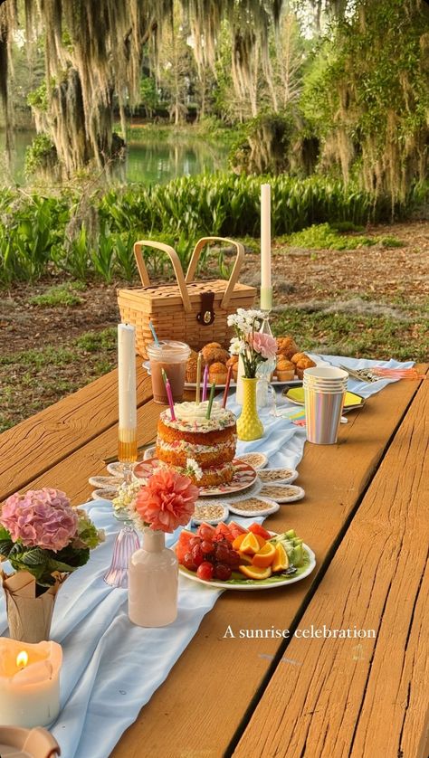 Allison Bickerstaff Allison Bickerstaff, Outdoor Dining Decor, Hosting Ideas, Picnic Aesthetic, Dinner Party Themes, Party Outdoor, Picnic Party, Outdoor Parties, Dining Decor