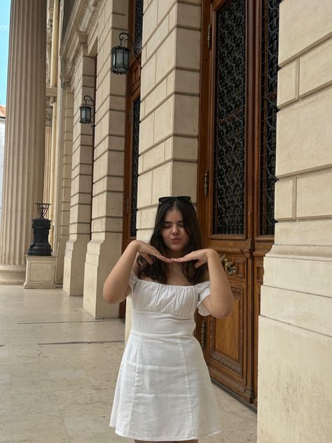 📍the romanian atheneum Romanian Girl, Romanian Women, Looking For Friends, Junk Drawer, For Friends, Romania, Quick Saves