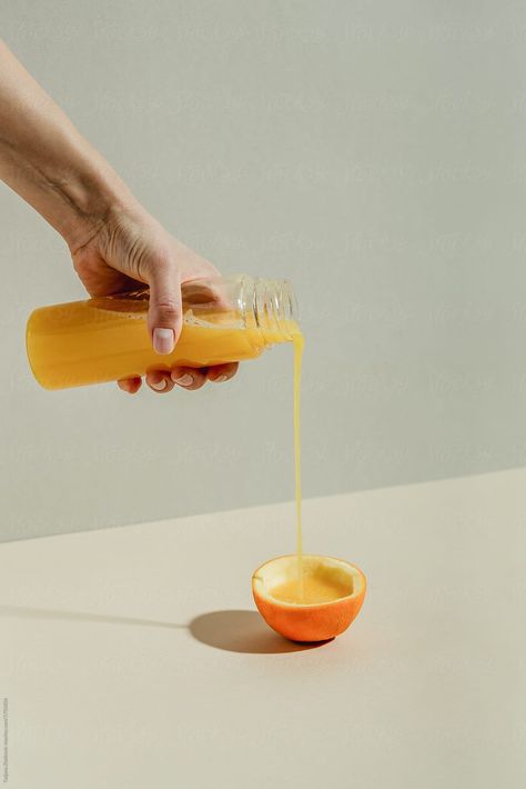 Orange juice Juice Bar Photography, Juice Product Photography, Orange Juice Photography, Juice Photography Ideas, Advertising Photography Ideas, Orange Juice Packaging, Juice Pictures, Juice Photoshoot, Juice Marketing