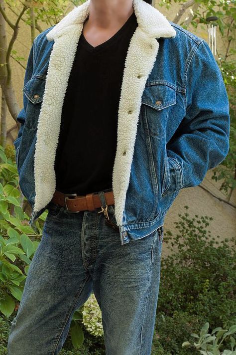 Jean Sherpa Jacket Outfit Mens, Fluffy Jacket Outfit Men, Levi Trucker Jacket Men Outfit, Fluffy Denim Jacket Outfit, Levi’s Sherpa Jacket Outfit, Fleece Jean Jacket Outfit, Sherpa Denim Jacket Outfit Men, Levis Sherpa Jacket Outfit Men, Levi Sherpa Jacket Outfit