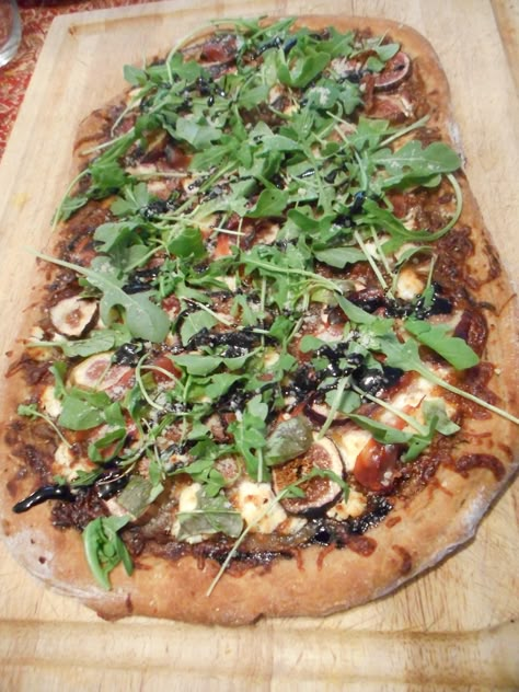 Fig Goat Cheese Prosciutto, Fig Pizza Recipes, Arugula Pizza Recipes, Goat Cheese Prosciutto, Fig Goat Cheese, Brussels Sprouts And Bacon, Sprouts And Bacon, Fig Pizza, Arugula Pizza