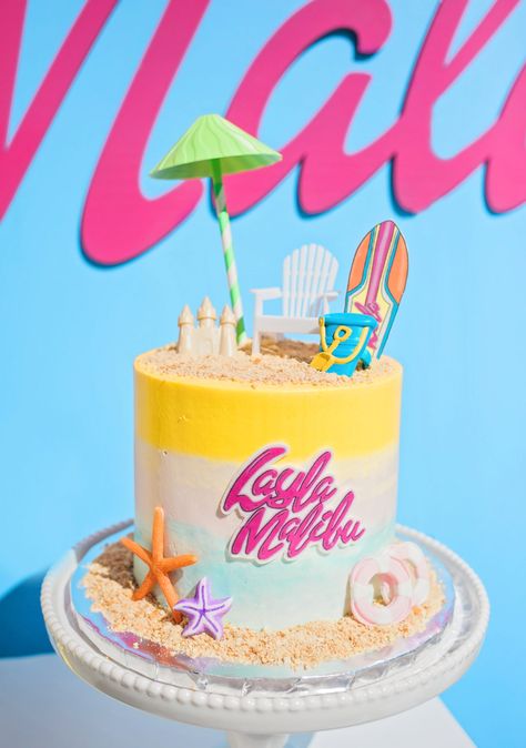 Malibu Barbie 4th Birthday | partiesonpurpose.com Malibu Barbie Cake, Malibu Barbie Birthday Party, Barbie Birthday Party Ideas, Barbie Pool Party, Barbie Malibu, Pool Party Cakes, Barbie Birthday Cake, Barbie Theme Party, Beach Birthday Party