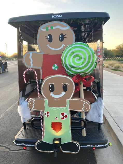 Gingerbread House Golf Cart Ideas, Golfcart Decoration Ideas, Gingerbread Golf Cart Decorations, Gingerbread Golf Cart, Golf Cart Gingerbread House, Christmas Golf Cart Parade Ideas Easy, Golf Cart Decorating Ideas Christmas, Golf Cart Decorating Ideas For Christmas, Gingerbread House Golf Cart