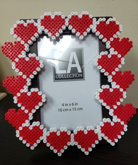 Valentines Perler Bead Patterns, Perler Bead Frame, Valentines Day Perler Bead Patterns, Perler Frame, Alpha Crochet, Hamma Beads Ideas, Arts And Crafts For Adults, Pearl Beads Pattern, Hama Beads Design