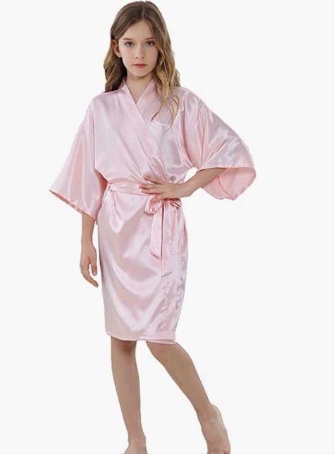 So adorable & such a perfect addition to a sleepver gift basket I am putting together for my daughter. Flower Girls Wedding, Short Kimono Robe, Bridal Party Flowers, Wedding Robes, Silky Robe, Toddler Wearing, Girls Robes, Wedding Robe, Wedding Flower Girl