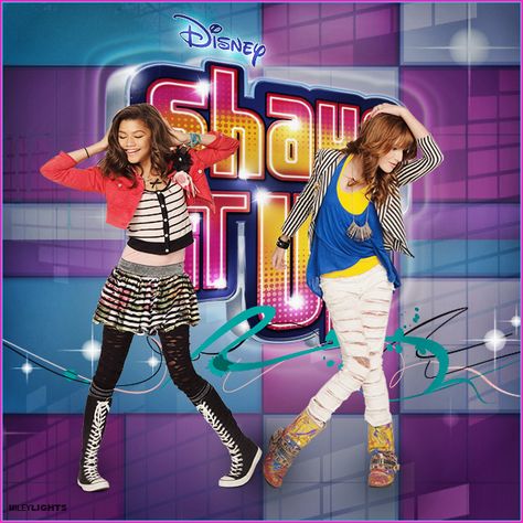 Disney Channel Movies, Outfit Collages, Old Disney Channel, Photo Star, 2010s Fashion, Disney Channel Shows, Childhood Tv Shows, Kids Memories, Disney Channel Stars