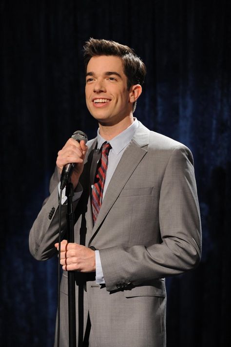 Pin for Later: 4 Eerie Ways Mulaney Is Just Like Seinfeld John's stand-up bookends the show. John Mulaney is the star of the show, his name really is John Mulaney, and he's a stand-up comedian turned TV star. Sound familiar? Story Pictures, Street Smarts, Comfort Person, Bill Hader, John Mulaney, Cash Money, Stand Up Comedians, Seinfeld, Asian American