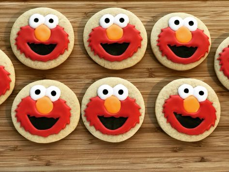 Elmo Decorated Cookies, Elmo Christmas, 2 Cookies, Elmo Cookies, Cookie Monster Party, Elmo And Cookie Monster, Elmo Birthday Party, Party Cookies, Elmo Birthday