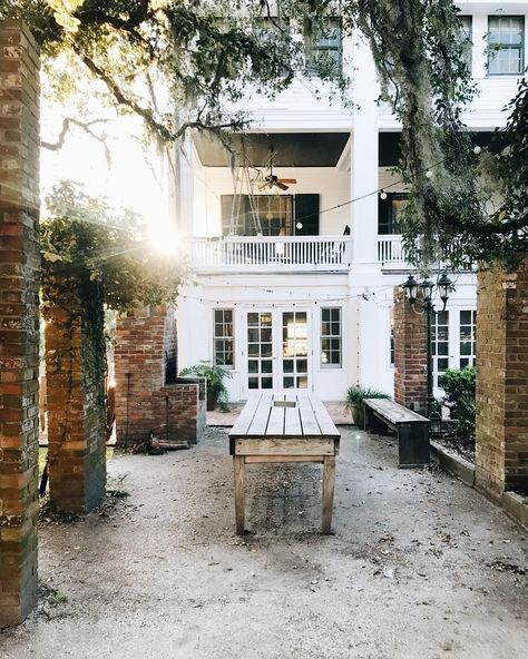 Greyfield Inn on Instagram: “Our #GreyfieldInn gathering spot. 📷: @AGuyNamedPatrick #CumberlandIsland” Cumberland Island, South Georgia, Amelia Island, Wedding Dinner, Island Wedding, Island Weddings, Outdoor Living, Wedding Venues, Georgia