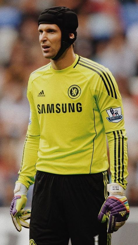 peter check wallpaper with his adidas gloves Peter Cech, Check Wallpaper, Chelsea Wallpapers, Cole Palmer, Goalkeeper Jersey, Best Football Players, Football Stickers, Folding Bicycle, Chelsea Football Club