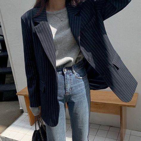 Blue Pinstripe Button Up Outfit, Striped Navy Blazer Outfit, Navy Blue Striped Blazer Outfit, Striped Jacket Outfit Blazers, Pinstripe Blazer Outfit Woman, Blue Blazer Women Outfit, Grey Pinstripe Blazer Outfit, Blue Striped Blazer Outfit, Blue Pinstripe Blazer Outfit