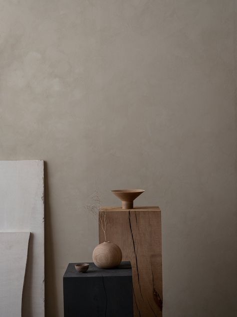 Soft Minimal ­ - A Sensory Approach to Architecture & Design - vosgesparis Modern Wabi Sabi Interiors, Concrete Effect Paint, Wabi Sabi Interior, Soft Minimalism, Creative Architecture, Norm Architects, Japanese Interior, Minimalism Interior, Bowl Designs