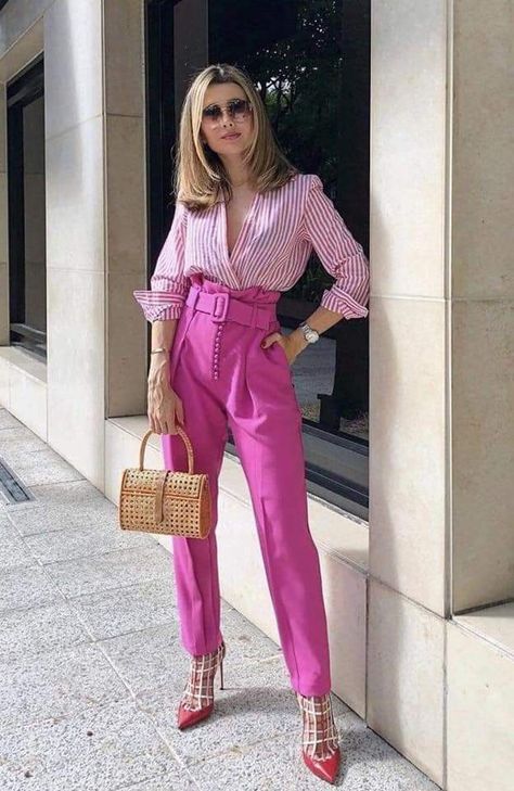 Barbie Inspired Casual Outfits, Funky Classy Style, Tonal Pink Outfit, Pink Buissnes Outfit, Pink And Red Outfits For Women, Bright Pink Pants Outfit, Pink Professional Outfit, Pink Trousers Outfit Classy, Fucsia Pants Outfit