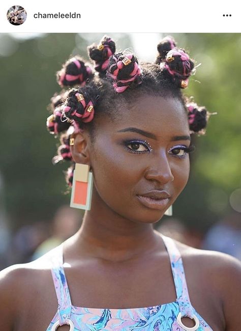 Bantu Knots | Let your creative side shine through this season. Afro Punk Hairstyles, Bantu Knot Styles, Festival Braids, Rainbow Braids, Colored Braids, Marley Hair, American Hairstyles, Lilac Hair, Bantu Knots