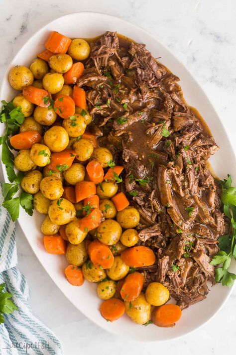 This Instant Pot Pot Roast recipe is an easy, comforting dinner that comes together so quickly in the pressure cooker! With tender veggies (not mushy!), a fall apart tender roast and seasoned gravy. With step by step VIDEO #instantpot #recipes #comfortfood | pressure cooker pot roast | instant pot roast beef | sunday dinner | easy dinner ideas | comfort food | roast beef | instant pot chuck roast | instant pot recipes Instant Pot Pot Roast Recipe, Pressure Cooker Pot Roast, Instant Pot Pot Roast, Comfort Dinner, Pot Roast Recipe, Ground Beef And Potatoes, Beef And Potatoes, Best Instant Pot Recipe, Delicious Soup Recipes