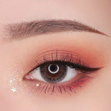 Christmas Eye Makeup, Christmas Makeup Look, Pink Eye Makeup, Cute Eye Makeup, Korean Eye Makeup, Ulzzang Makeup, Eye Makeup Pictures, Ethereal Makeup, Makijaż Smokey Eye