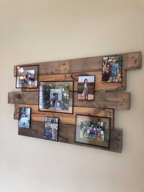 Rustic Photo Wall Ideas, Rustic Picture Frames On The Wall, Rustic Picture Wall Ideas, Multi Picture Frame Ideas, Ranch House Decor Rustic, Photos Display Ideas, Rustic Photo Wall, Diy Picture Collage, Wall Picture Ideas