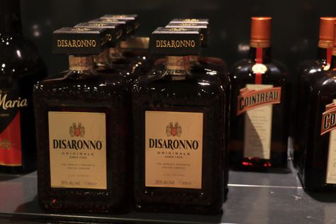 What Do You Drink Disaronno With? Drinks With Disaronno, Disarrono Drinks, Disaronno Velvet Drinks, Triple Sec Drinks, Disaronno Cocktails, Disaronno Drinks, Amaretto Drinks Recipes, Strong Alcoholic Drinks, Amaretto Drinks