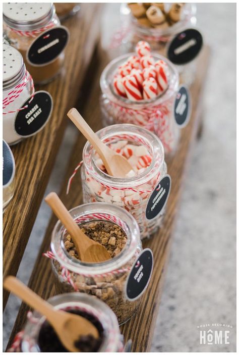 Ideas for toppings and treats to include in a DIY Hot Cocoa Bar, perfect for holiday gatherings or winter weddings. Printable hot cocoa bar tags to make your own! Coffee Bar Toppings, Polar Express Hot Cocoa Bar, Fall Hot Cocoa Bar, Diy Hot Cocoa Bar, Hot Chocolate Bar Party, Coco Bar, Christmas Hot Chocolate Bar, Hot Chocolate Toppings, Hot Cocoa Party