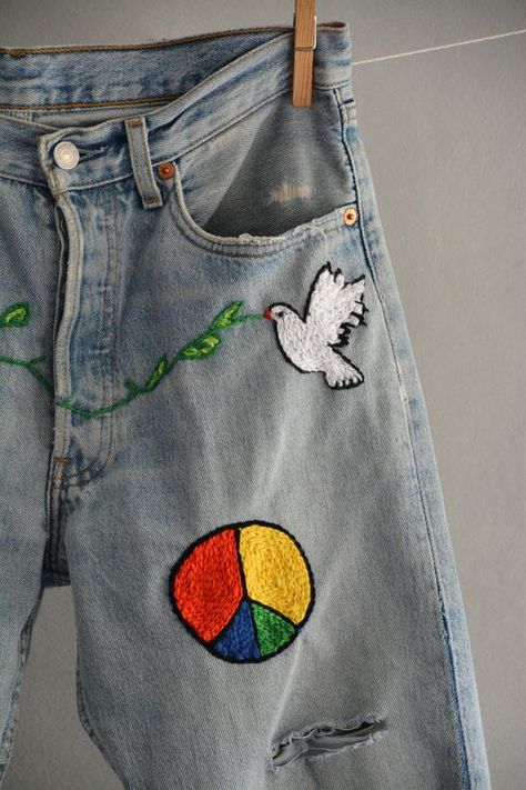 Patches Vintage, Redone Jeans, Vintage Boyfriend Jeans, Jeans Patch, Patched Denim Jeans, Hipster Jeans, Reworked Clothing, Grunge Jeans, Levis Vintage