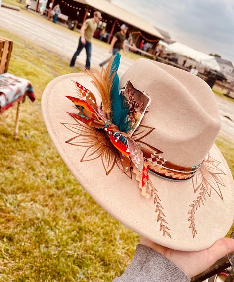 Custom Hand Burned Hat Hand Burned Wide Brim Hat Custom - Etsy Custom Brim Hats, Western Flat Brim Hat, Felt Hat Designs, Handmade Country Style Fedora For Western-themed Events, Custom Hat Bands, Artisan Fedora For Western-themed Events, Handmade Western Fedora For Western-themed Events, Artisan Wide Brim Felt Hat For Western-themed Events, Burnt Hat Design