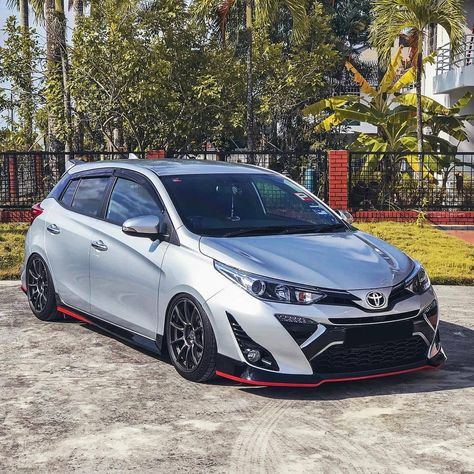 Toyota Auris Modified, Toyota Yaris Hatchback Modified, Toyota Yaris Modified, Toyota Yaris Tuning, Iphone Wallpaper Nasa, Toyota Yaris Cross, Yaris Cross, Car Outfit, Gtr R35