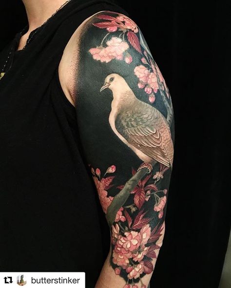 150 Likes, 7 Comments - Emily Nill (@dillybar77) on Instagram: “Claude is watching you! Thanks @butterstinker! So excited to see how this turns out! ” Esther Garcia, Solid Black Tattoo, Blackout Tattoo, Tattoo Zeichnungen, Tattoo Ideas For Women, Incredible Tattoos, Bird Tattoo, 1 Tattoo, Tattoo Blog