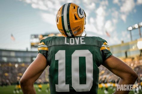 Packers Wallpaper, Green Bay Packers Art, Green Bay Packers Wallpaper, Green Bay Packers Players, Jordan Love, Dj Room, Green Bay Packers Fans, Packers Football, Packers Fan