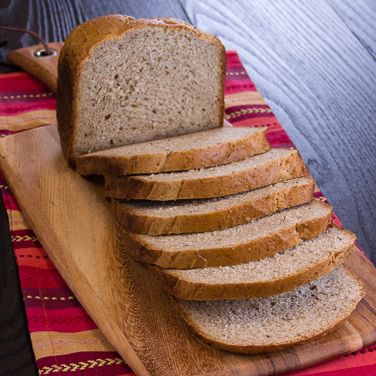 Light Rye Bread Recipe, Homemade Rye Bread, Breadmaker Recipes, Lithuania Food, Healthier Baking, Easy Bread Machine Recipes, Danish Recipes, Bread Machines, Rye Bread Recipes