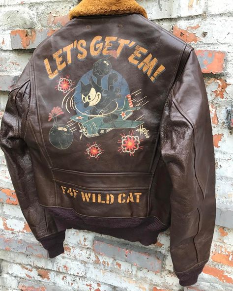 #toysmccoy #realmccoy Patched Leather Jacket, Sukajan Jacket, Jacket Art, Military Logo, Leather Flight Jacket, Mens Leather Clothing, Pilot Jacket, Designer Clothing Brands, Painted Jacket