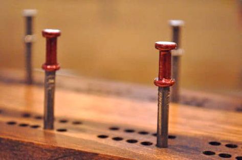 Diy Cribbage Board, Cribbage Board Template, Cribbage Pegs, Custom Cribbage Board, Board Games Diy, Woodwork Projects, Games Diy, Wood Games, Art Of Manliness