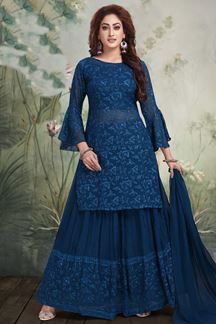 Blue Sharara, Long Choli Lehenga, Khadi Kurta, Eid Fashion, Sharara Designs, Salwar Neck Designs, Crazy Dresses, Kurti Style, Shadi Dresses