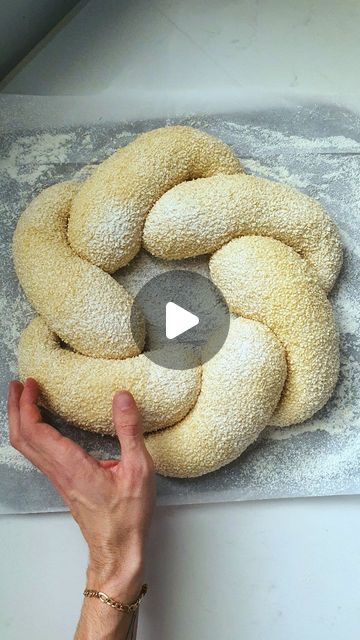 Bread Shapes Ideas Simple, Bread Ideas Creative, Challah Shapes, Bread Shapes Ideas, Bread Shapes, Bread Design, Challah Bread Recipes, Bread Tray, Active Dry Yeast