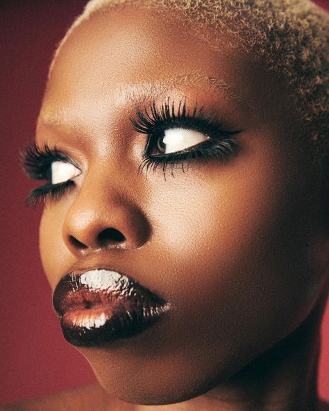 Black Editorial Makeup, Close Ups Photography, Self Portrait Photoshoot, Editorial Makeup Photography, Black Editorial, Fashion Editorial Makeup, Makeup For Black Skin, Cool Makeup Looks, Unique Makeup