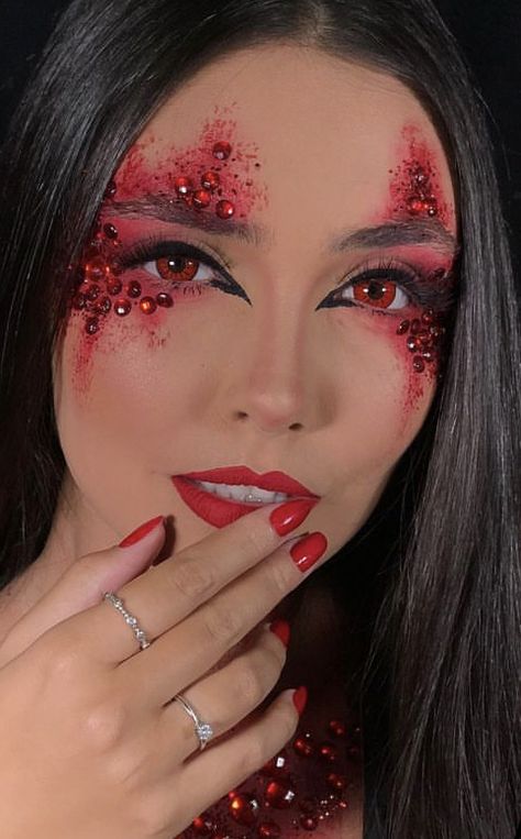 Women’s Devil Makeup, Red Elf Aesthetic, Gothic Devil Makeup, Halloween Devil Make Up, Devil Glam Makeup, Make Up Diabla, Female Devil Makeup, Makeup Diable, Devils Makeup