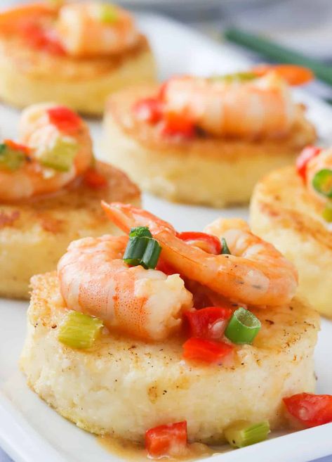 Shrimp And Grits Small Bites, Shrimp And Grits Bites, Shrimp And Grits Cakes, Grit Cakes With Shrimp, What To Serve With Shrimp And Grits, Fried Grits Cakes, Grits Cakes, Grit Cakes Recipe, Veggie Apps