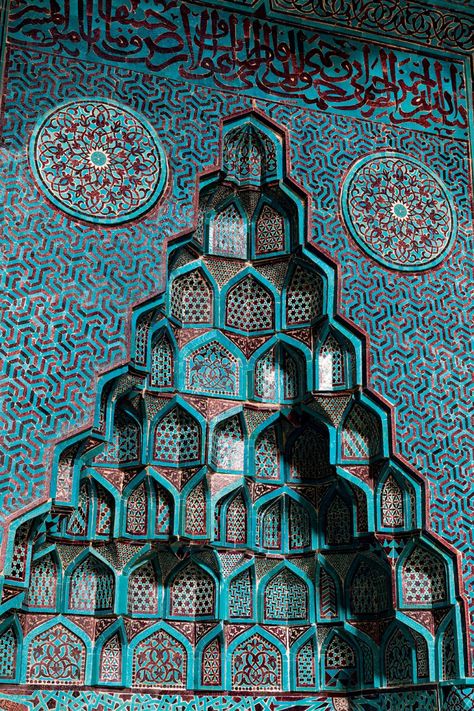 The 100 Most Iconic Islamic Houses of Worship | Architectural Digest Great Mosque Of Córdoba, Mosque Design, Persian Architecture, Mosque Architecture, Islamic Patterns, Sacred Architecture, Beautiful Mosques, Islamic Art Pattern, Islamic Architecture