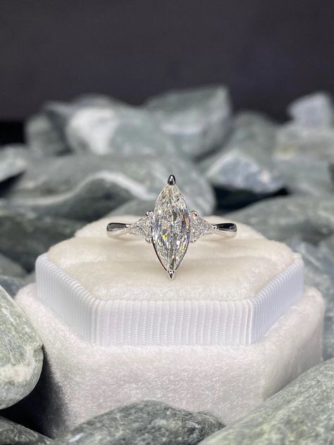 Marquise Wedding Ring, Marquise Cut Diamond Ring, 14k White Gold Diamond Ring, Marquise Diamond Ring, Cute Engagement Rings, Future Engagement Rings, Marquise Ring, Fancy Rings, Engagement Rings Marquise