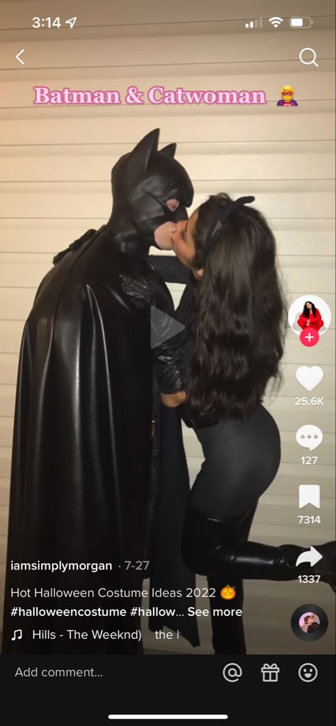 Batman And Catwoman Costume, Batman And Catwoman Costumes, Costume For Couples, Catwoman Costume, Maria Rose, Bat Man, Couples Halloween Outfits, Cute Couple Halloween Costumes, Batman And Catwoman