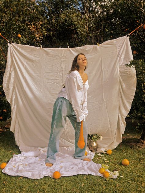 photoshoot inspired in the organic nature #fashion #organic #oversize #nature #art #minimal Organic Photoshoot, Laundry Shoot, Bday Photoshoot, Photo Mood, Nature Fashion, Organic Fashion, Organic Nature, Art Minimal, Organic Clothing