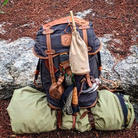 Bushcraft pack with badroll Bushcraft Pack, Bushcraft Backpack, Mountain Backpack, Bushcraft, Bradley Mountain, Handmade Bags, Backpacks