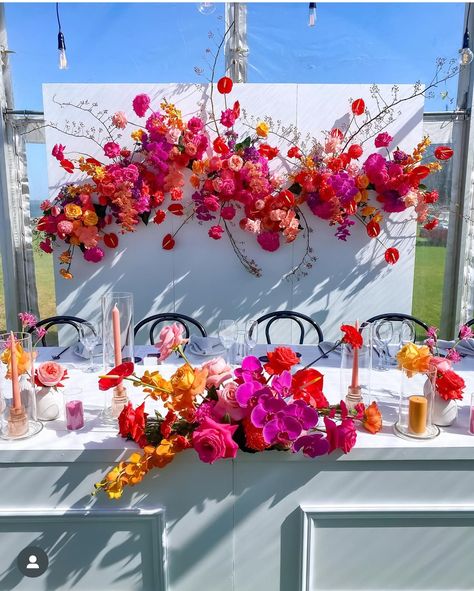 Disco Flowers Wedding, Guest Table Decor, Twenty Fine, Orange And Pink Wedding, Spring Edit, Floral Couture, Event Florals, Orange Party, Boda Mexicana