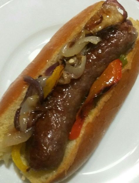 Brats With Peppers And Onions, Brat Sausage, Grilled Brats, Brats Recipes, Bratwurst Recipes, Beer Brats, Buns Recipe, Food Trailer, Food Dinner