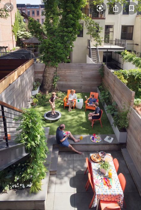 Harlem Brownstone, Small City Garden, Small Backyard Gardens, Backyard Garden Design, Small Backyard Patio, City Garden, Small Backyard Pools, Budget Backyard, Small Backyard Design