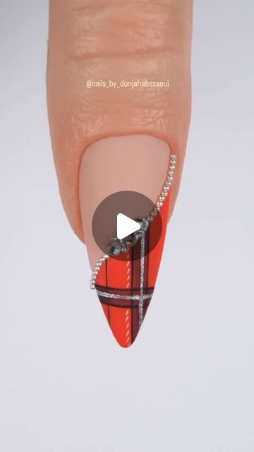 Plaid Nail Designs, Plaid Nail Art, Nail Designs Tutorial, Beauty Nails Design, Plaid Nails, Acrylic Nails Coffin Short, Nail Studio, Xmas Nails, Christmas Nail Art