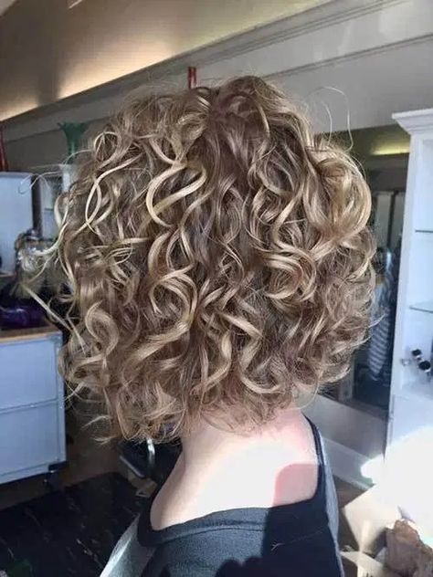 Curly Perm, Short Permed Hair, Short Curly Hairstyles For Women, Stylish Short Haircuts, Curly Hair With Bangs, Curly Bob Hairstyles, Permed Hairstyles, Curly Hair Cuts, Short Curly Hair