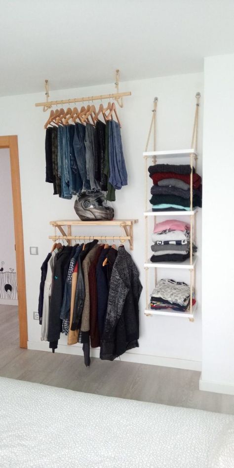 Ideas Para Hacer Closet Caseros, Quirky Room Decor Diy, Muebles Caseros Ideas, Wall Hanger Diy, Stand Alone Closet, Ideas De Closets, Closet Diy, Desain Pantry, No Closet Solutions