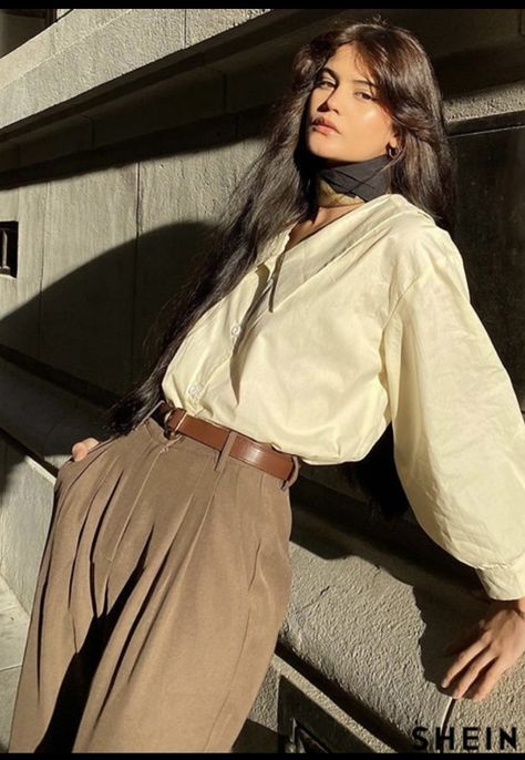 Archeologist Outfit Women, Archaeologist Aesthetic Outfit, Archeologist Outfit, Preppy 2023, Classic Academia Aesthetic, Light Academia Style, Academia Style, Classy Casual Outfits, Professional Outfits