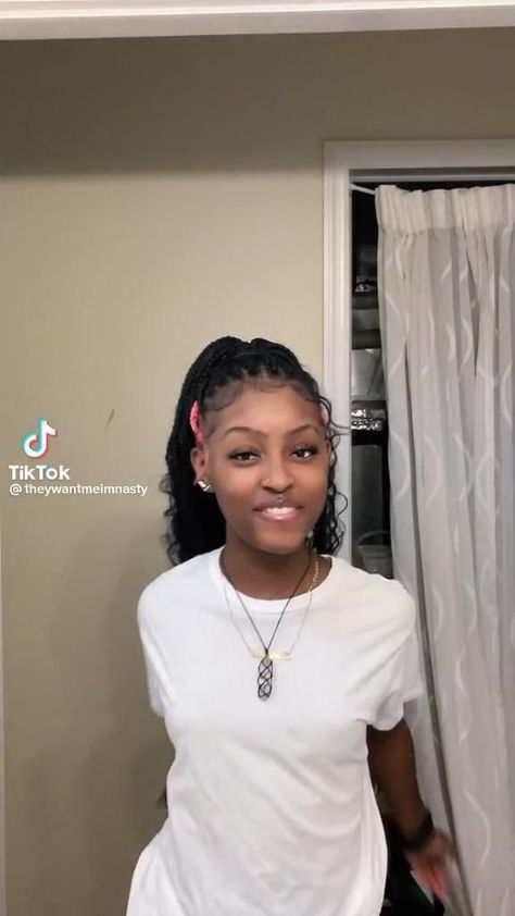 Passion Twist With Peekaboo, Bohemian Braids With Peekaboo, 3d Braids Black Hairstyles, Box Braids Peak A Boo, Knotless Braids Hairstyles Peekaboo, Hairstyles For Peekaboo Braids, Peekaboo Hair Color Knotless Braids, Bohemian Braids Styles, Peek A Boo Boho Braids