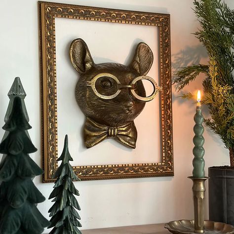 Louie the Mouse Wall Mount – EmieJames Speakeasy Artwork, Mini Studio, Mouse Wall, Decorating Crafts, Brass Animals, Money Pit, Home Kitchen Decor, Cape House, Well Well